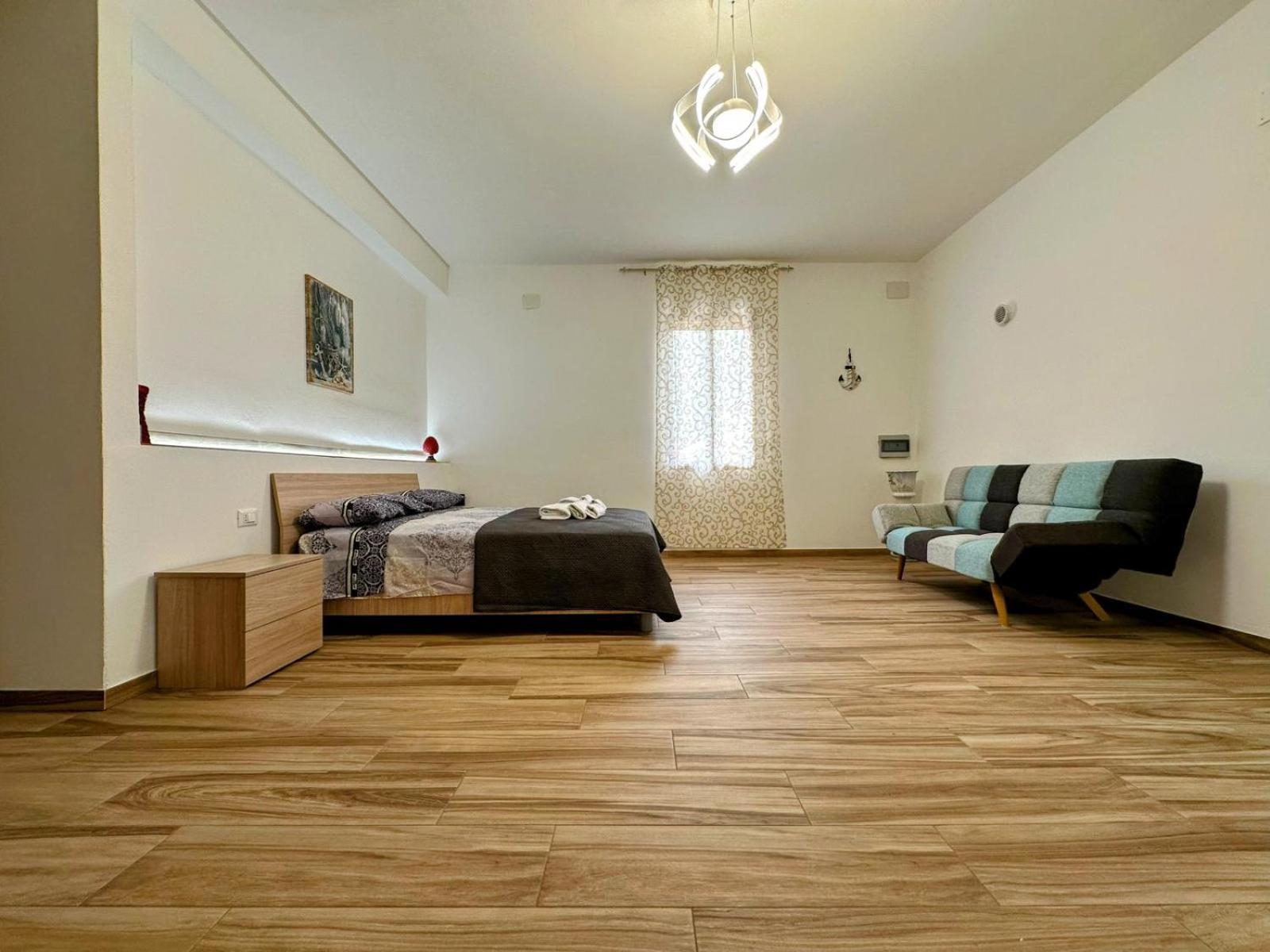 Piscina Privata Mare Wifi&selfcheck-in *
